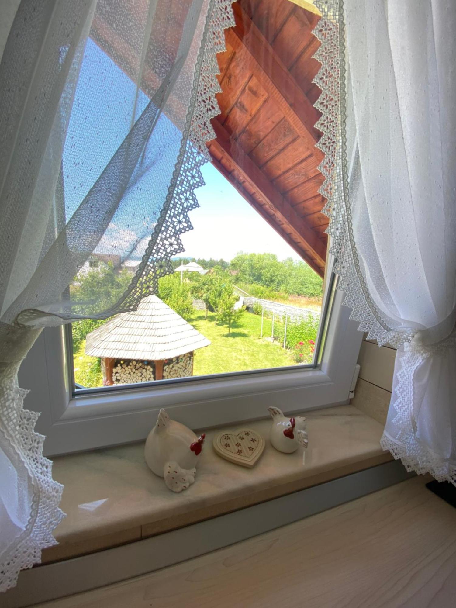 Casa Moldovan Окна-Шугатаг Экстерьер фото